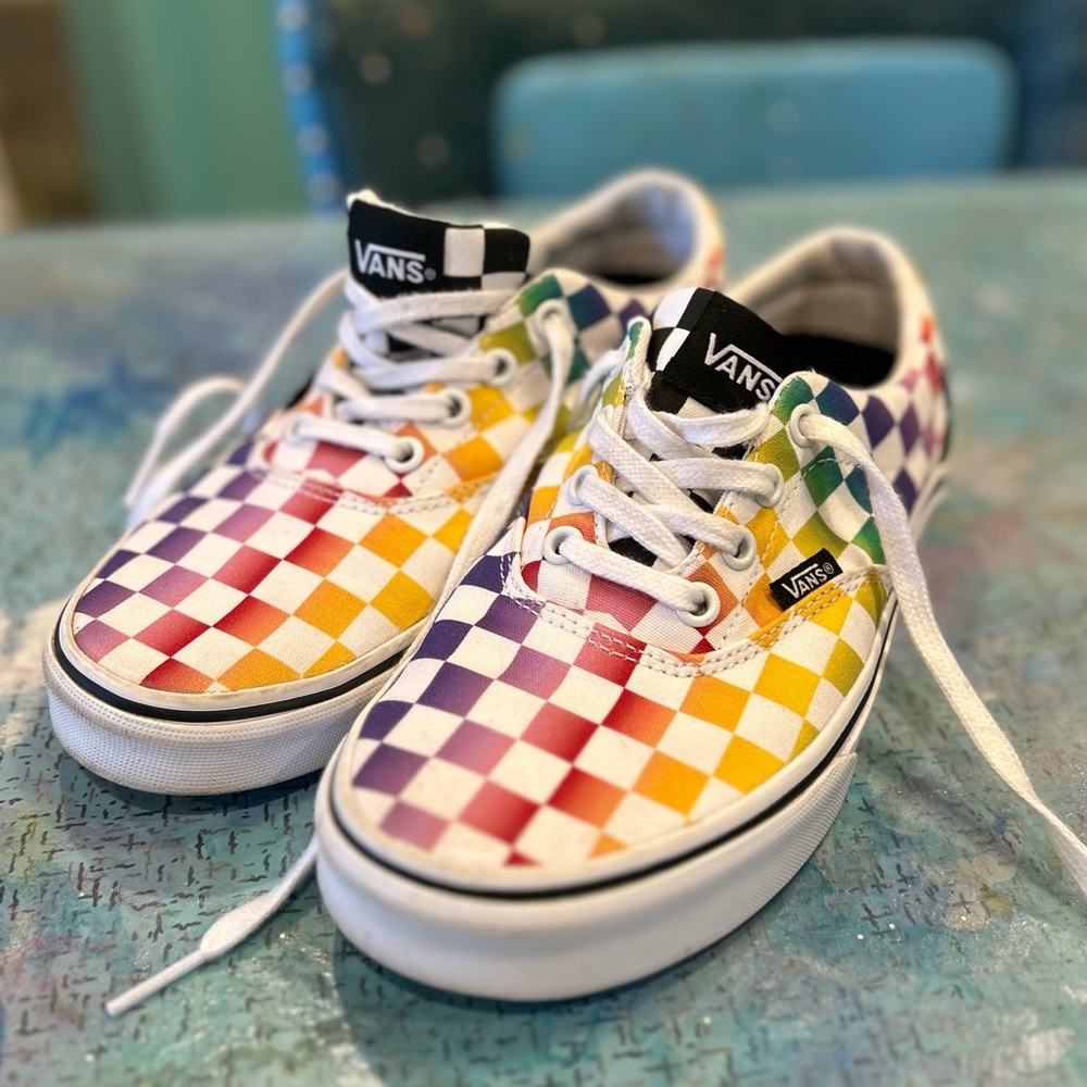 Checkered Vans - Picture 2 of 6